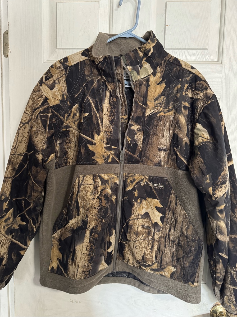 Columbia Men's Jacket in Brown and Black with Fleece Lining
